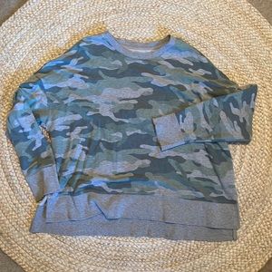 Time & Tru Sweatshirt